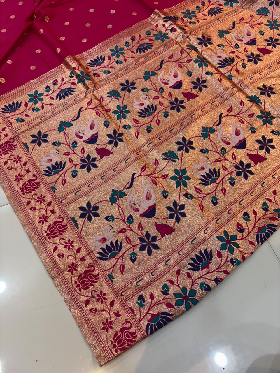 Banarasi Peshwai Silk Saree with Lotus Border | Lightweight Royal Wedding Saree