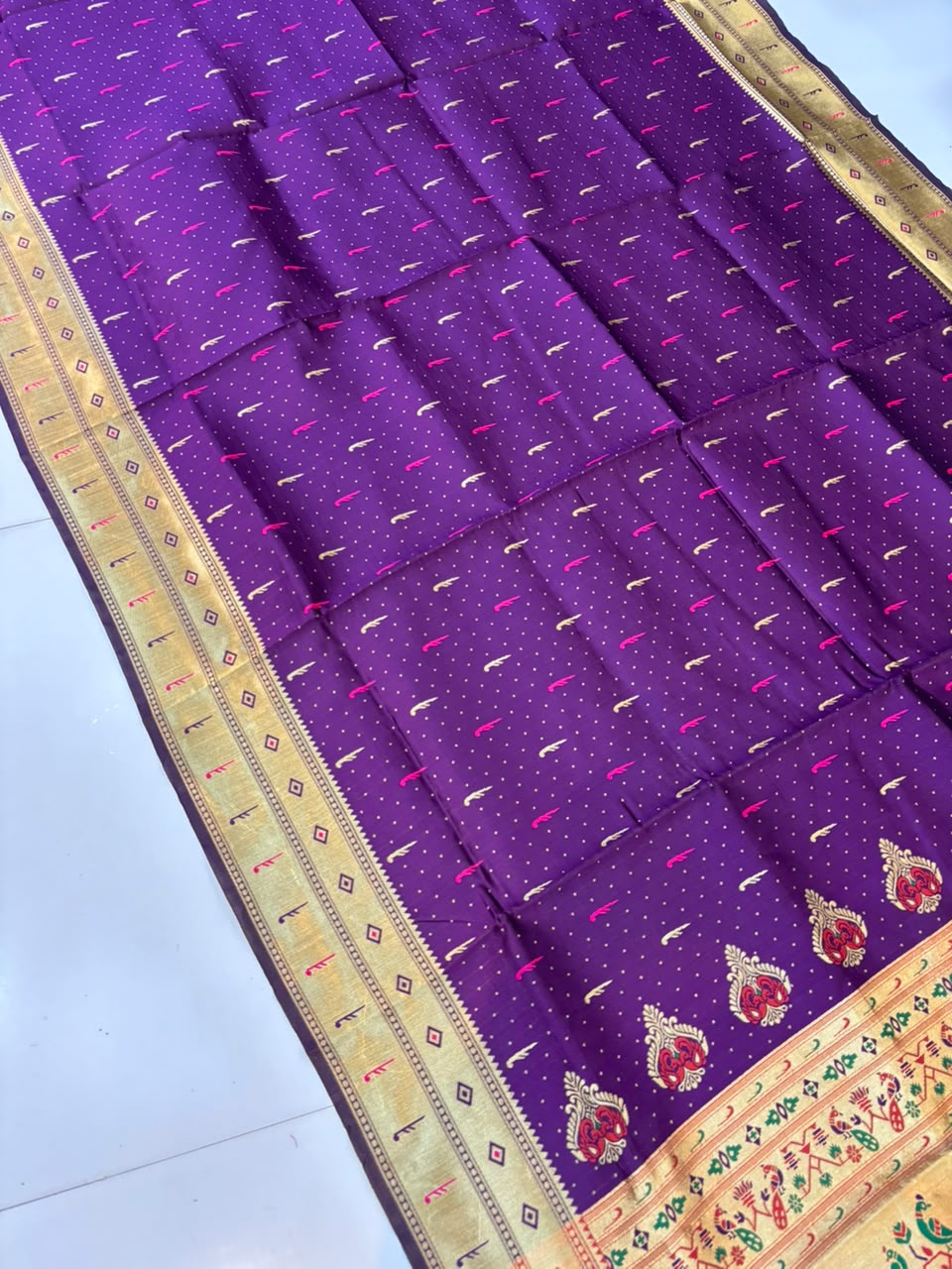 Traditional Kathpadar Paithani Silk Saree with Rich Zari Weaving Pallu