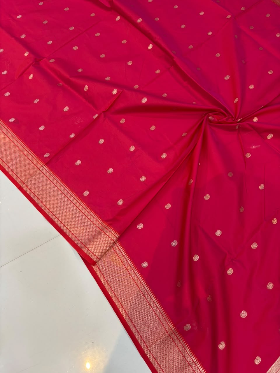 Viral Rajmata Banarasi Silk Saree with Heavy Aari Work Blouse