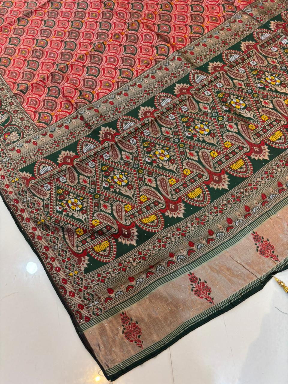 Premium Rajasthani Handloom Saree with Diamonds & Embroidery