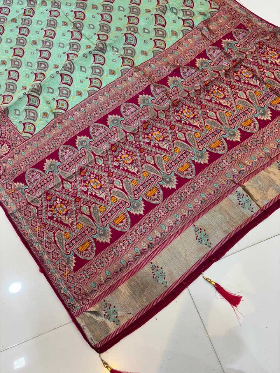 Premium Rajasthani Handloom Saree with Diamonds & Embroidery