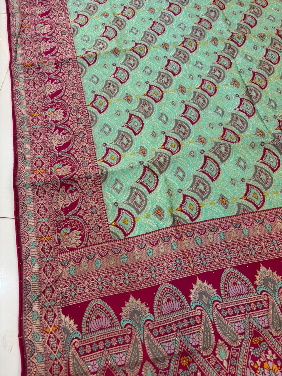 Premium Rajasthani Handloom Saree with Diamonds & Embroidery