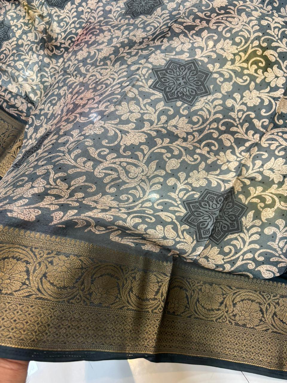 Bangalori Silk Moss Mellow Saree with Traditional Kanjivaram Border