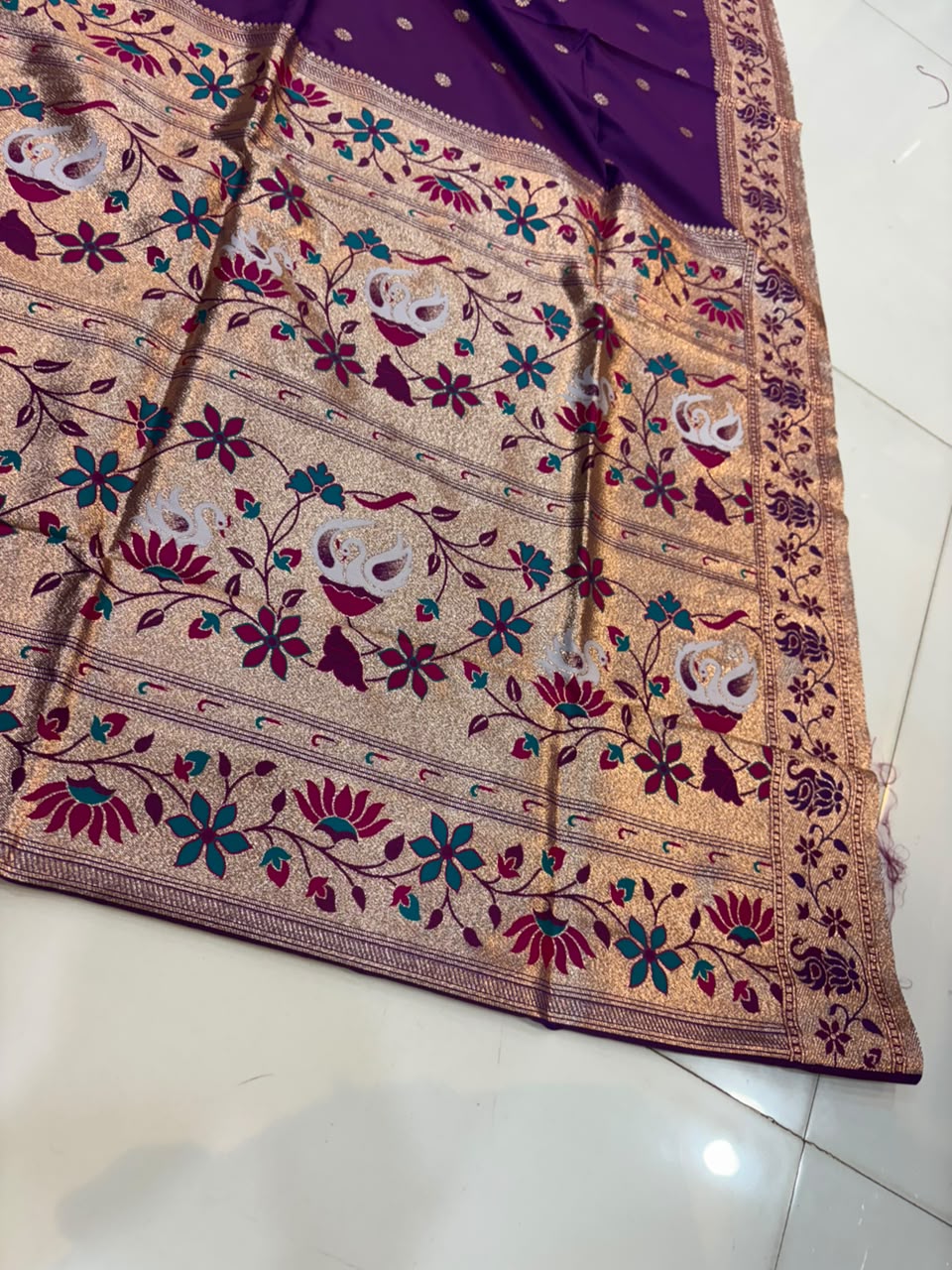 Banarasi Peshwai Silk Saree with Lotus Border | Lightweight Royal Wedding Saree