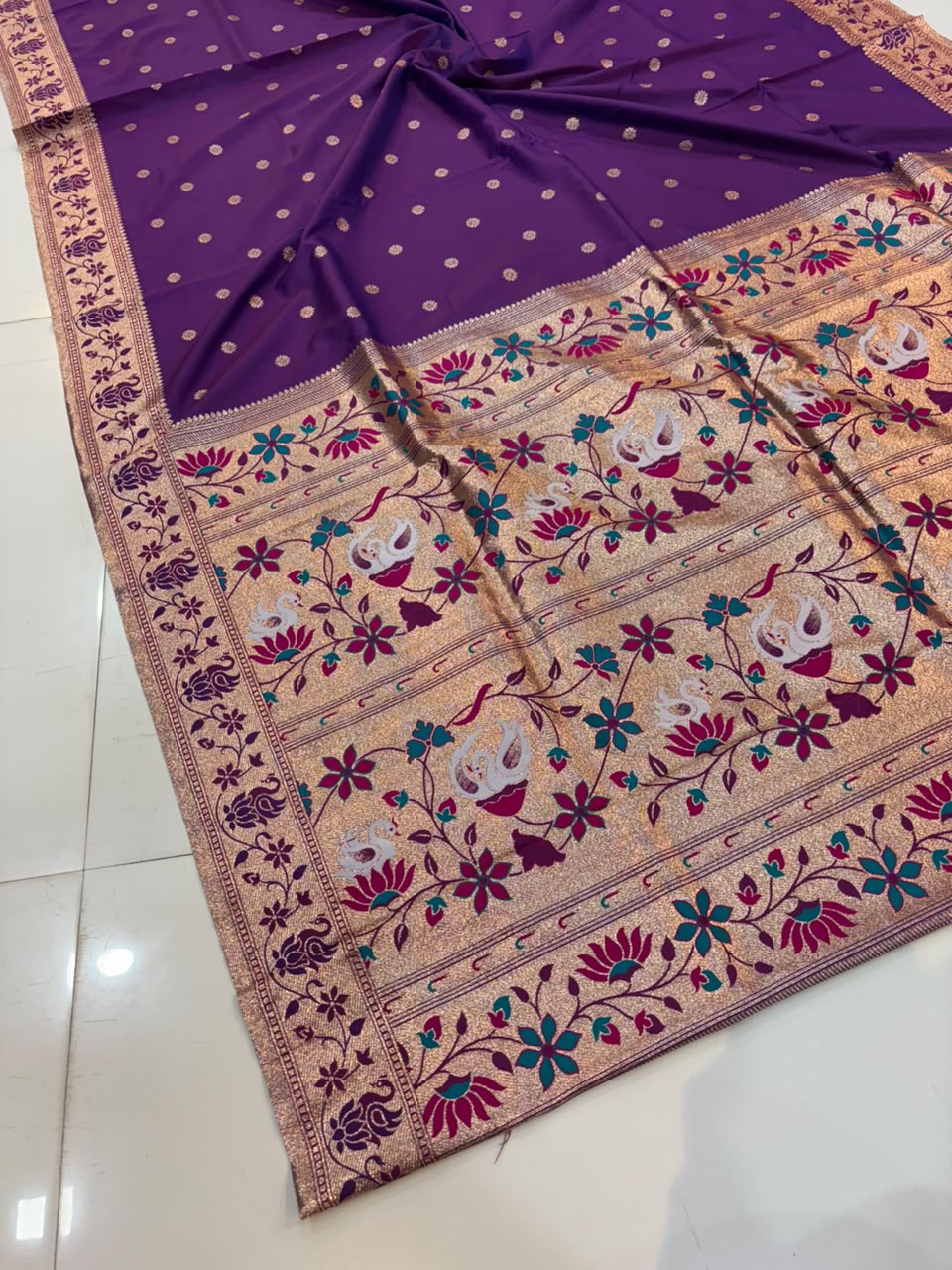 Banarasi Peshwai Silk Saree with Lotus Border | Lightweight Royal Wedding Saree