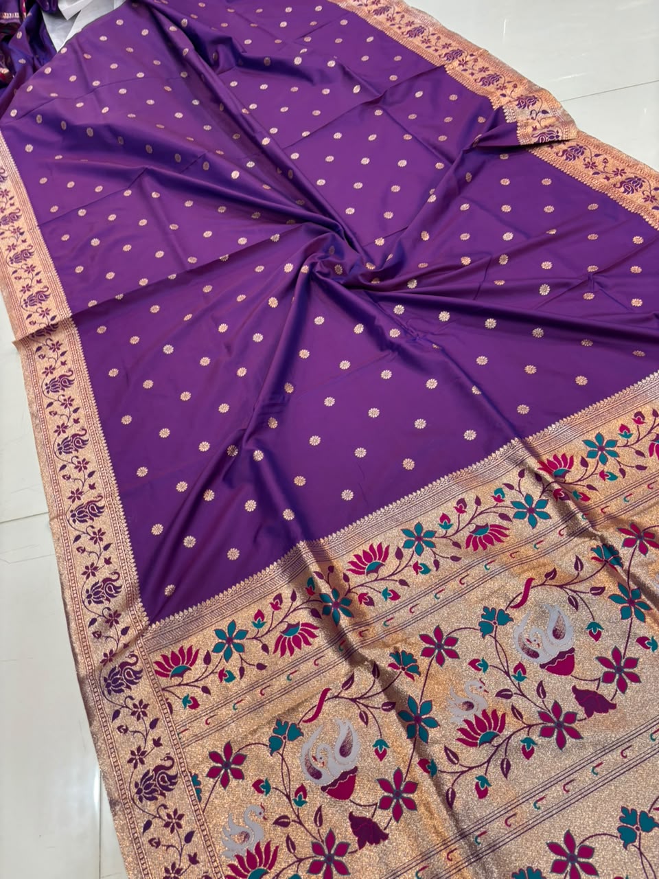 Banarasi Peshwai Silk Saree with Lotus Border | Lightweight Royal Wedding Saree
