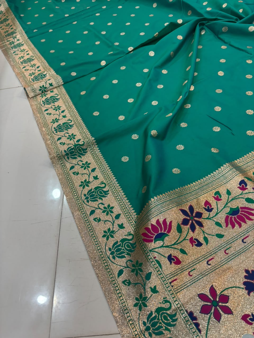Banarasi Peshwai Silk Saree with Lotus Border | Lightweight Royal Wedding Saree