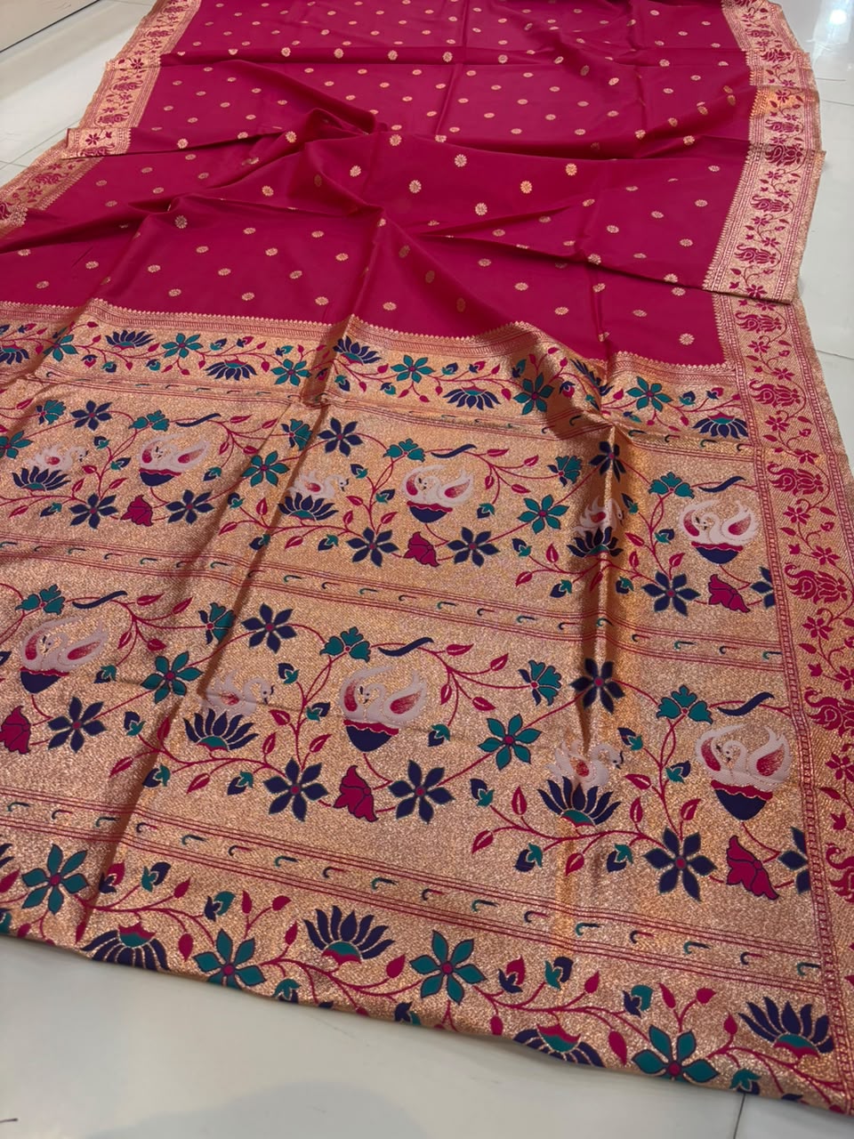 Banarasi Peshwai Silk Saree with Lotus Border | Lightweight Royal Wedding Saree