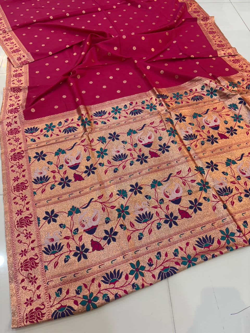 Banarasi Peshwai Silk Saree with Lotus Border | Lightweight Royal Wedding Saree