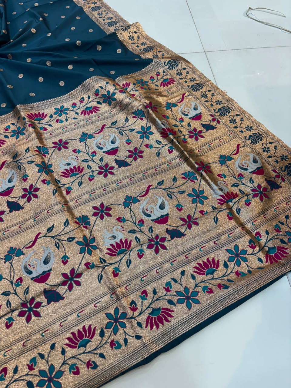 Banarasi Peshwai Silk Saree with Lotus Border | Lightweight Royal Wedding Saree