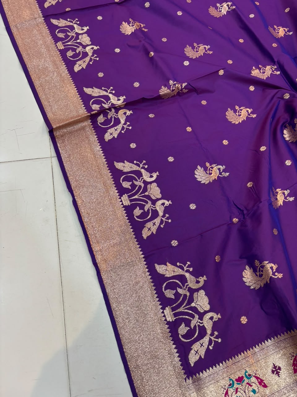 Banarasi Peshwai Silk Saree with Peacock Border | Lightweight Royal Wedding Saree