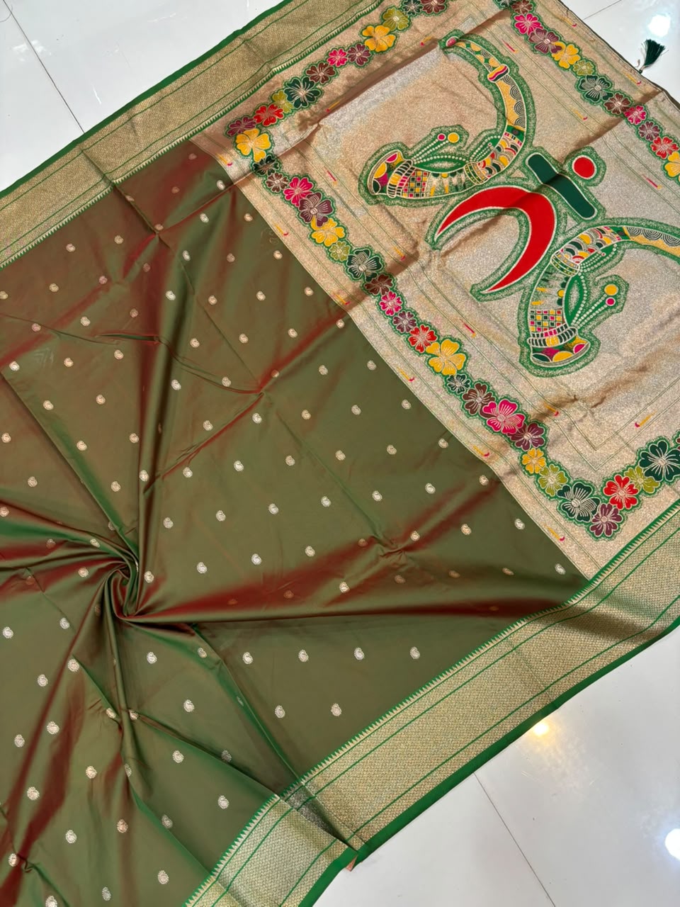 Viral Rajmata Banarasi Silk Saree with Heavy Aari Work Blouse