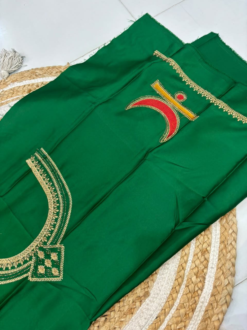 Viral Rajmata Banarasi Silk Saree with Heavy Aari Work Blouse
