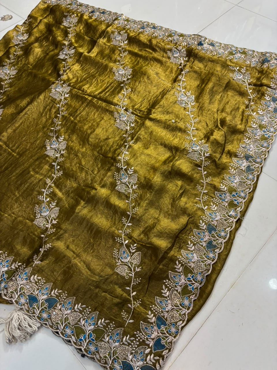 Royal Diamond Embroidered Designer Fancy Saree