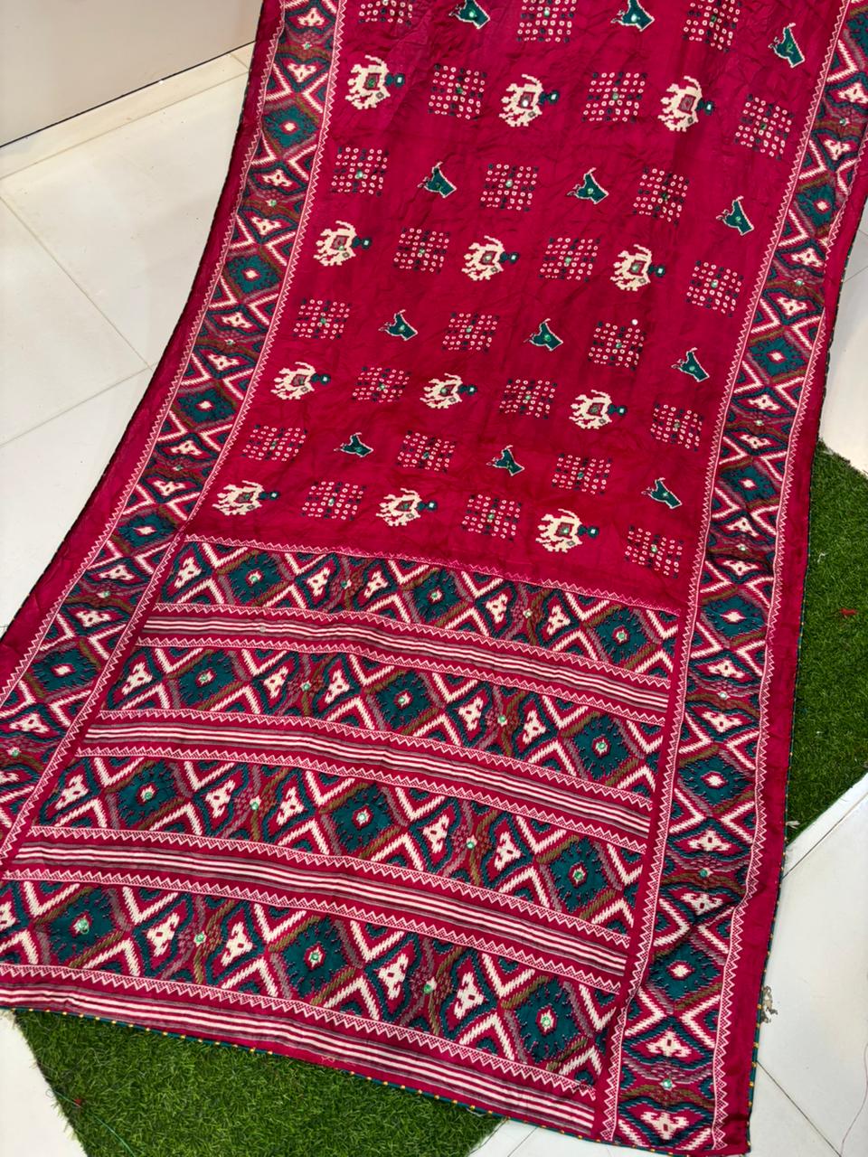 Moss Silk Saree with Embroidery Work & Warli Print