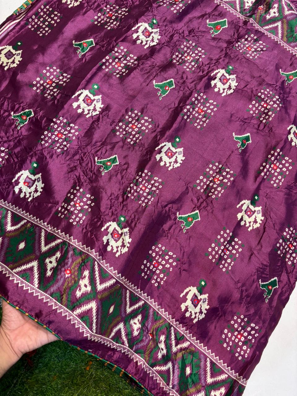 Moss Silk Saree with Embroidery Work & Warli Print