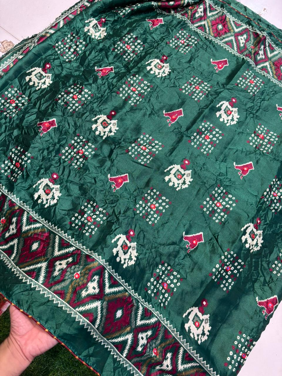 Moss Silk Saree with Embroidery Work & Warli Print