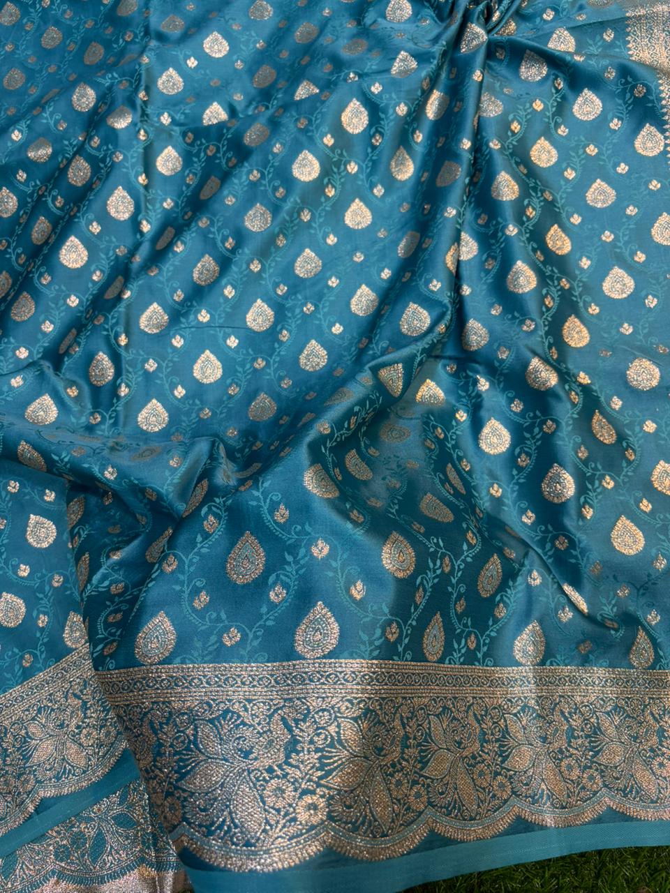 Soft Satin Silk Kathpadar Saree with Zari Work