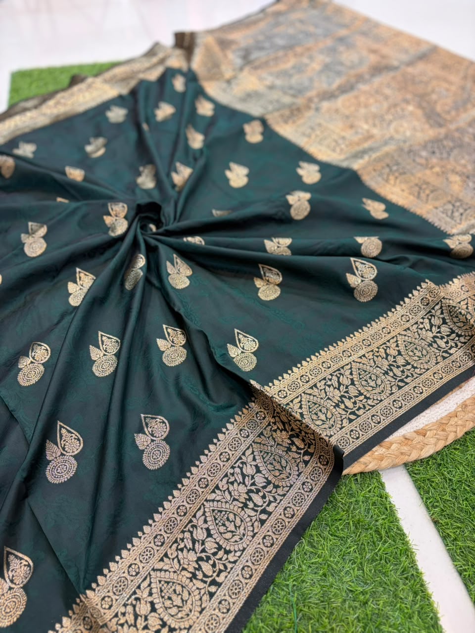 Banarasi Paithani Silk Zari Kathpadar Saree