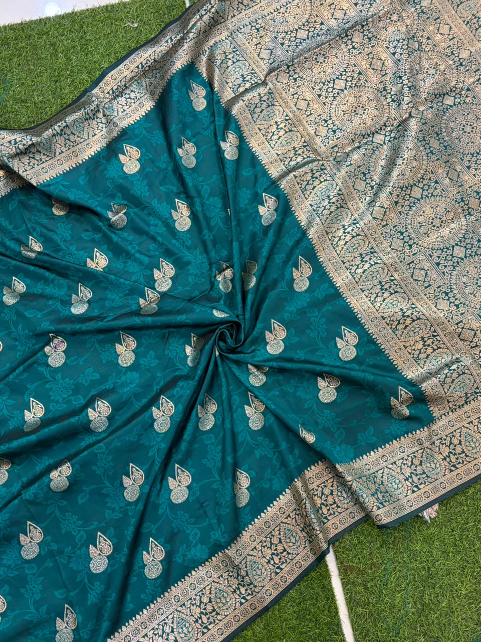 Banarasi Paithani Silk Zari Kathpadar Saree