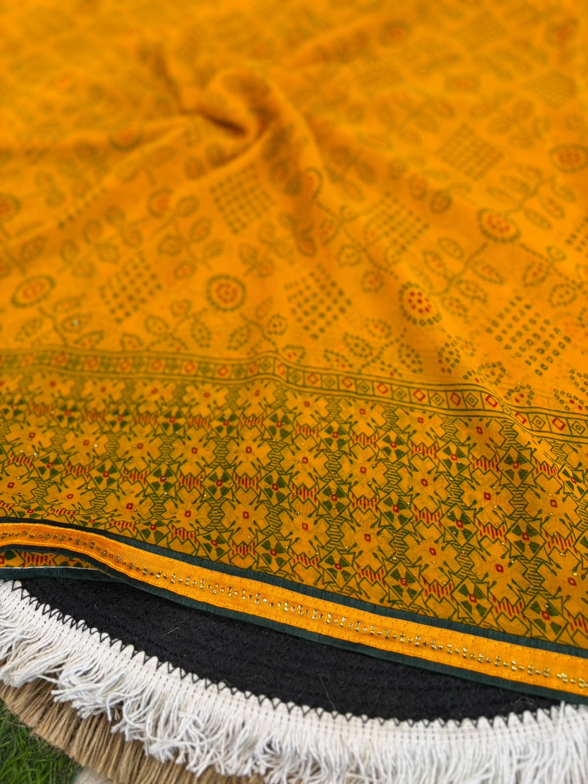 ✨ Heavy Weightless Georgette Bandhani Diamond Work Saree