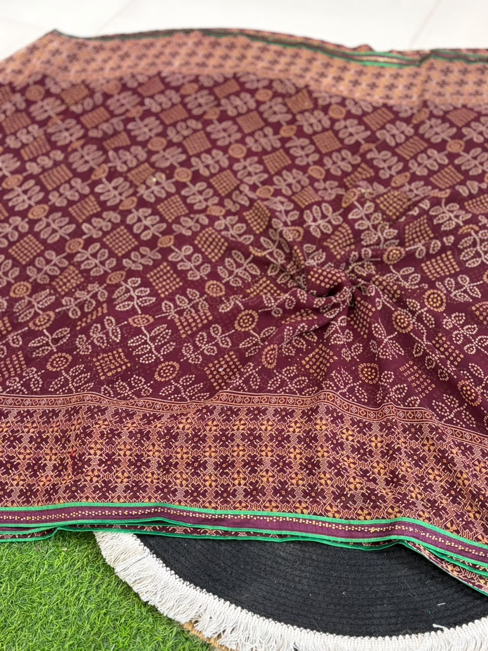 ✨ Heavy Weightless Georgette Bandhani Diamond Work Saree