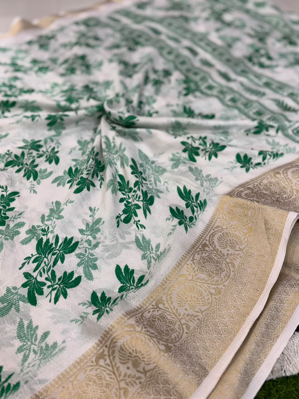 Moss Mellow Soft Kanjivaram Border Saree