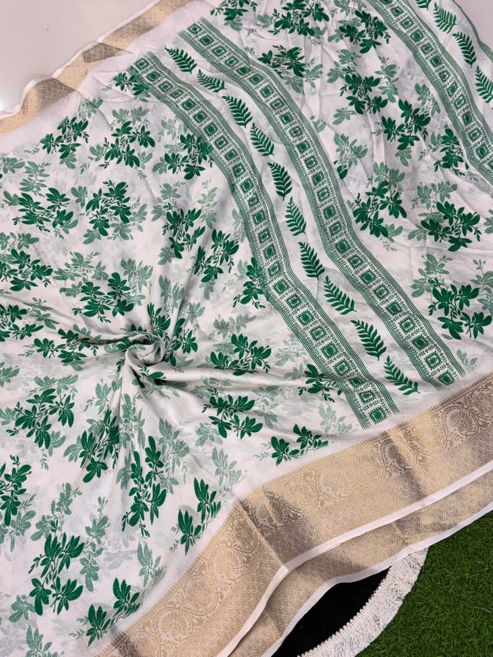 Moss Mellow Soft Kanjivaram Border Saree