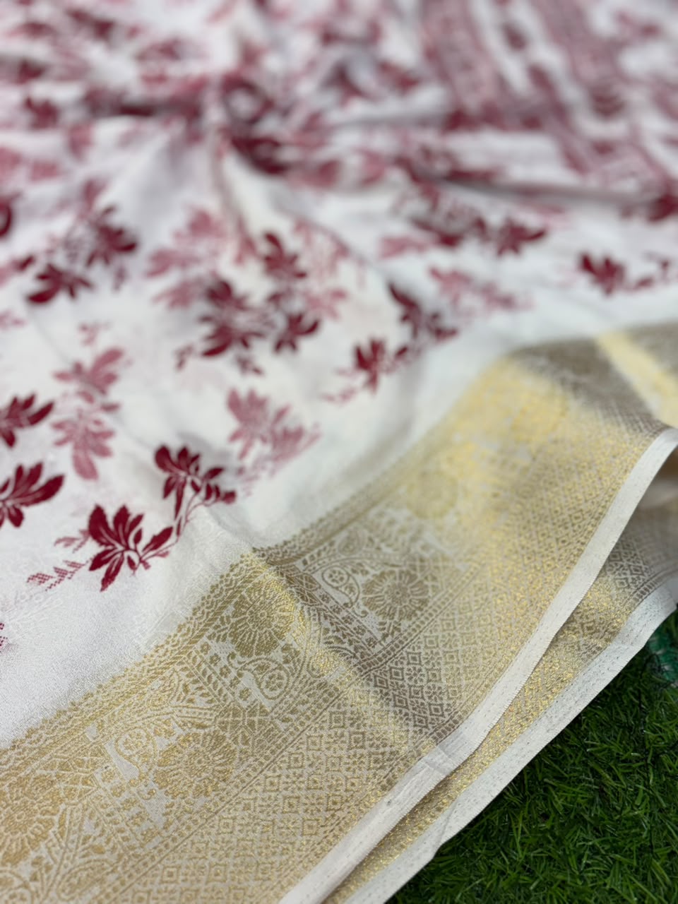 Moss Mellow Soft Kanjivaram Border Saree