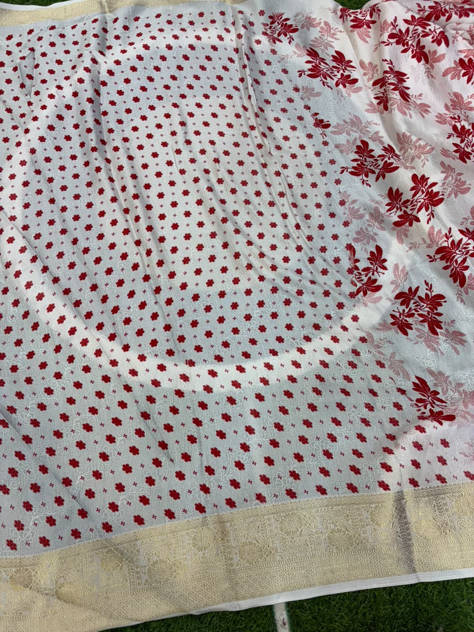Moss Mellow Soft Kanjivaram Border Saree