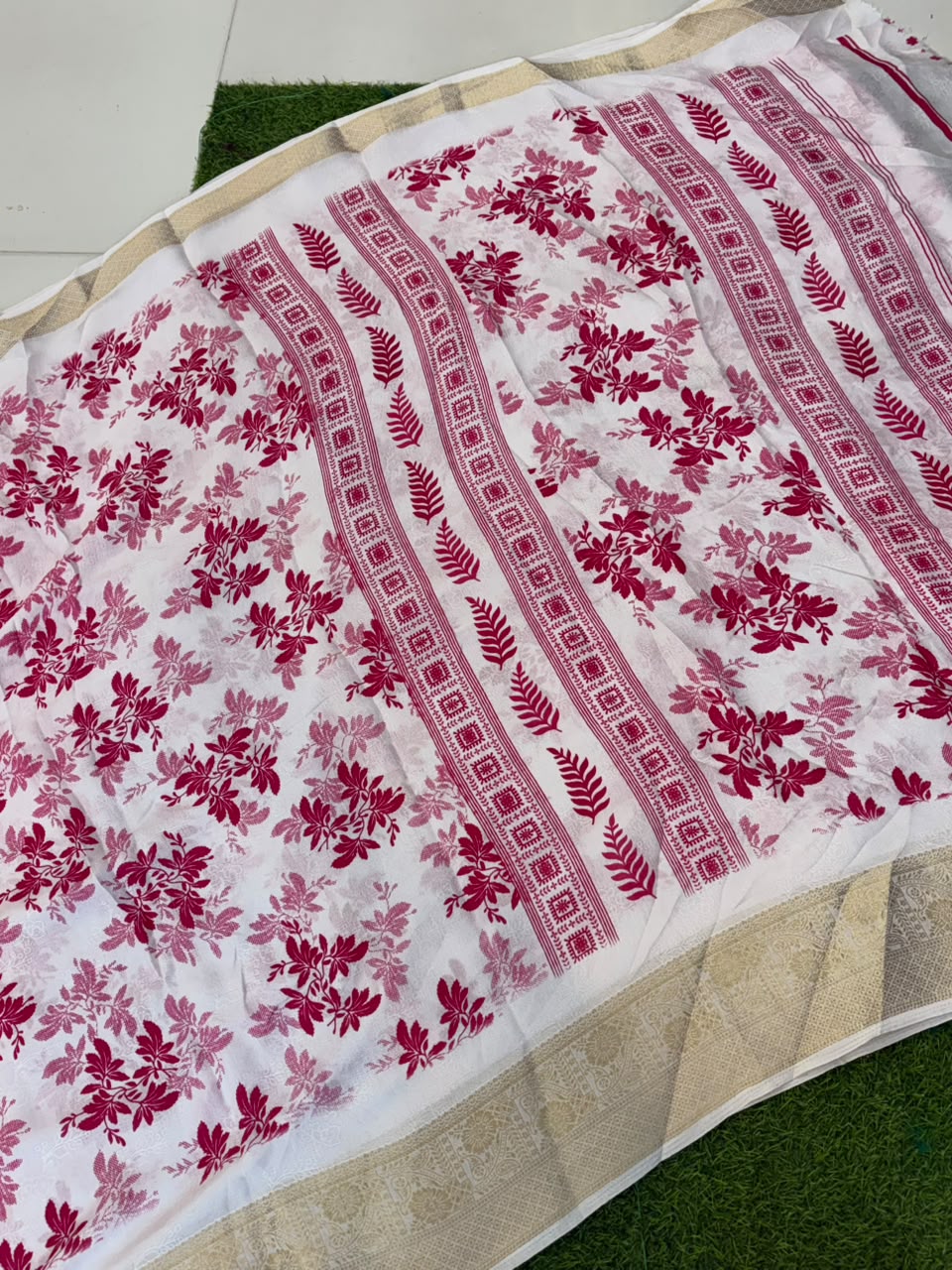 Moss Mellow Soft Kanjivaram Border Saree